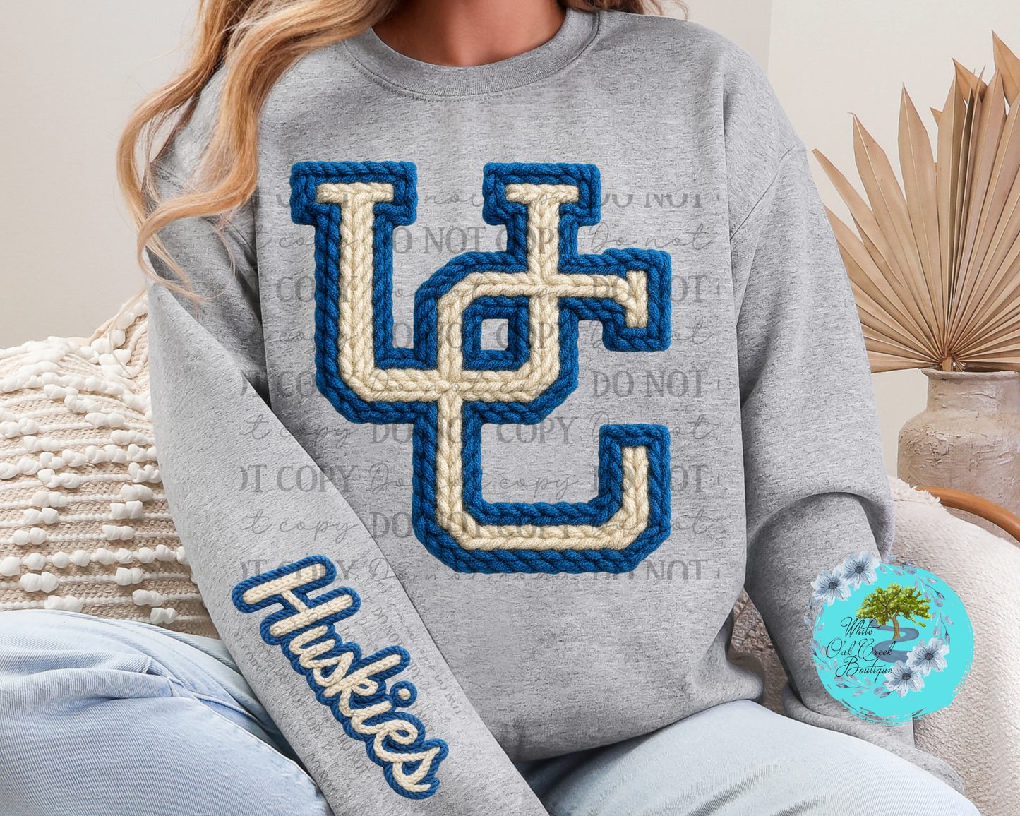 Huskies Faux Yarn Sweatshirt